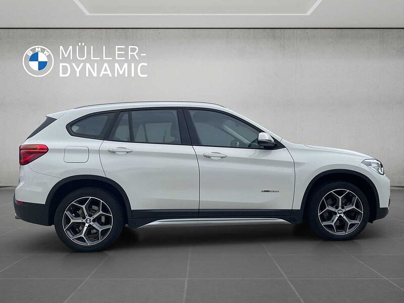 BMW X1 xDrive20d xLINE LED PDC TEMPOMAT