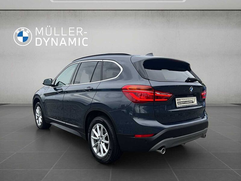 BMW X1 sDrive18d Advantage HiFi LED Pano. Dach Navi