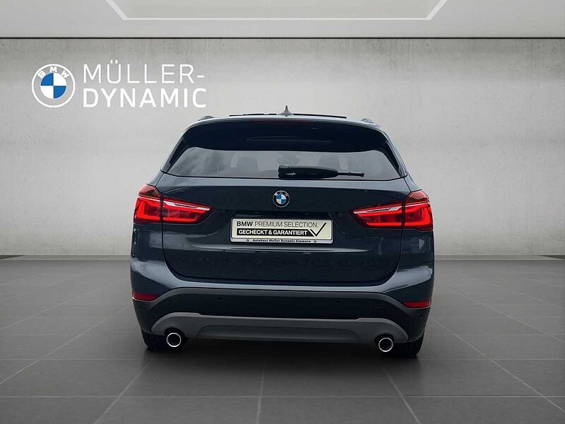 BMW X1 sDrive18d Advantage HiFi LED Pano. Dach Navi