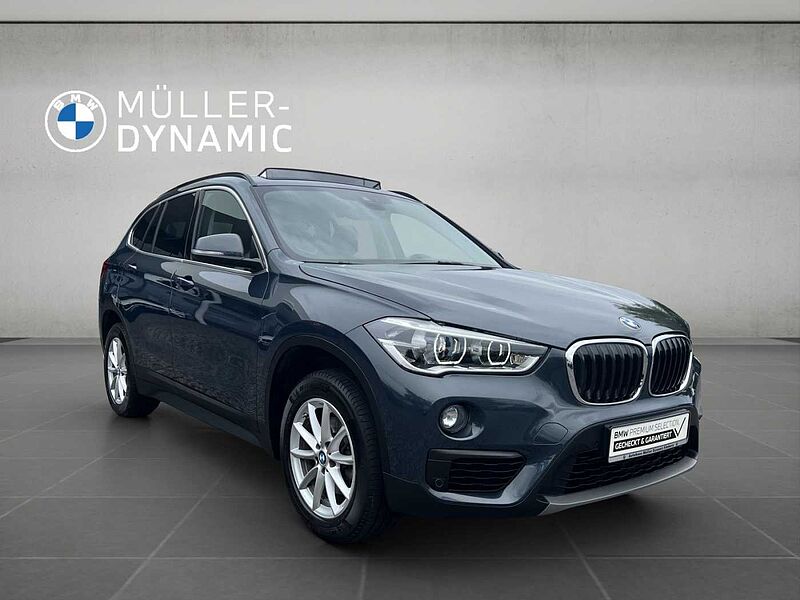 BMW X1 sDrive18d Advantage HiFi LED Pano. Dach Navi