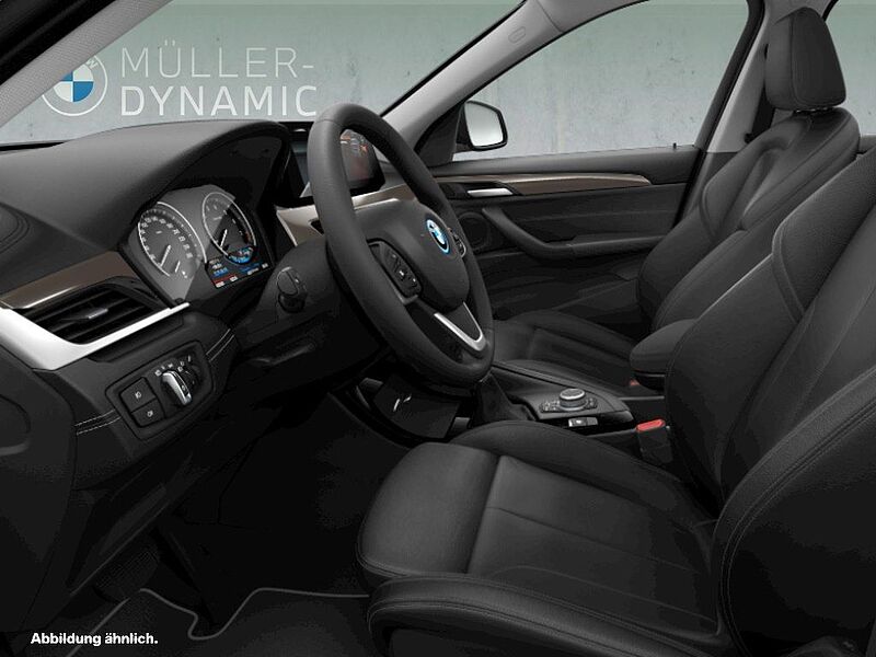 BMW X1 xDrive25e LED AHK PDC NAVI+ KOMFORTZUG SHZ DA