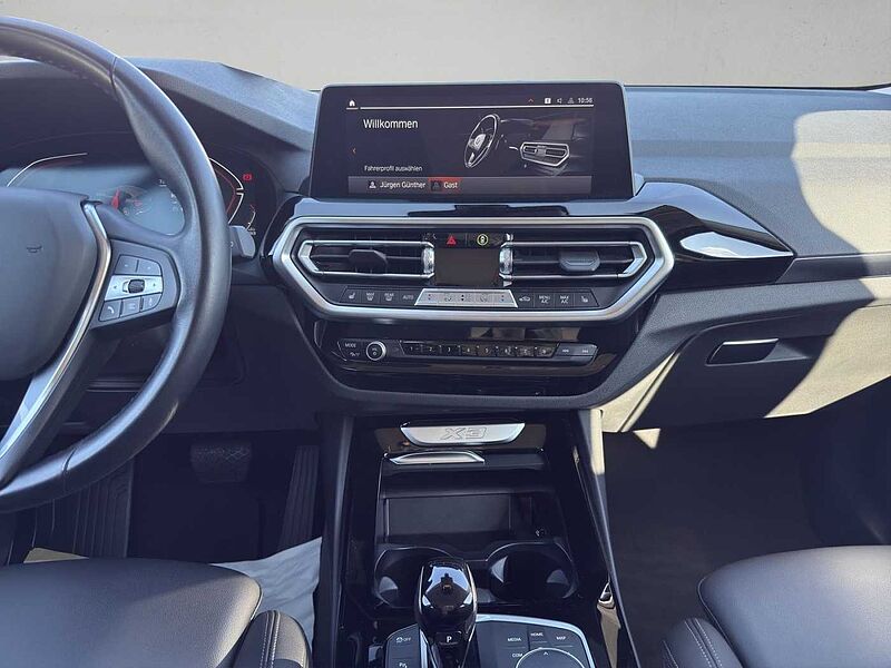 BMW X3 xDrive20d LED AHK RÜCKFAHR VIRT COCK+ SHZ DAB