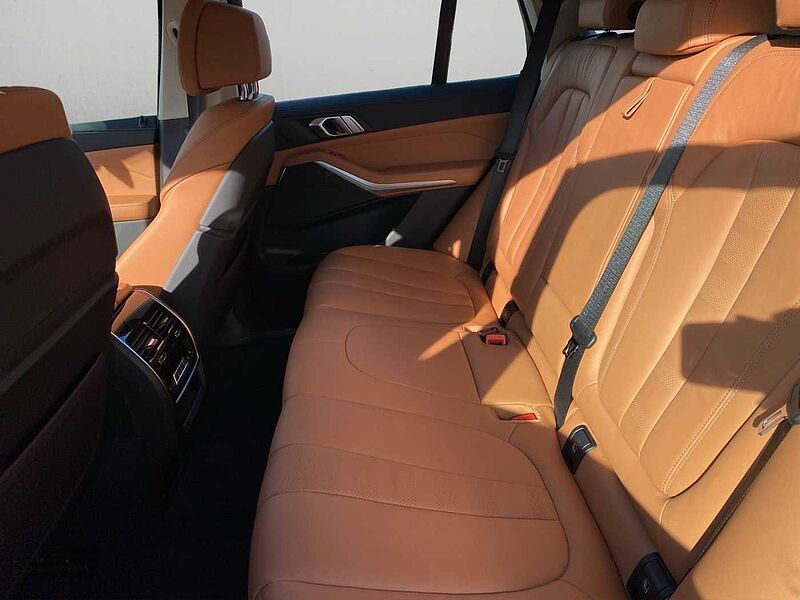 BMW X5 xDrive45e LASER PANO HIFI 360° KAMERA SHZ DAB
