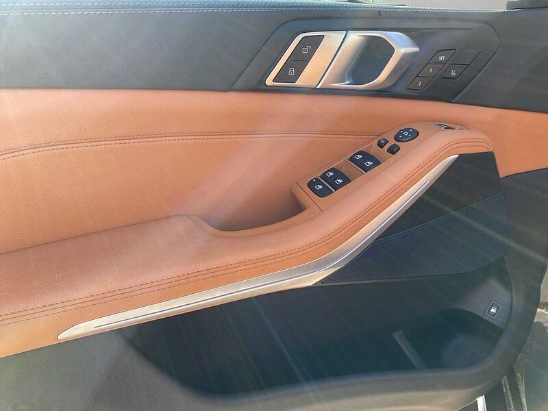 BMW X5 xDrive45e LASER PANO HIFI 360° KAMERA SHZ DAB