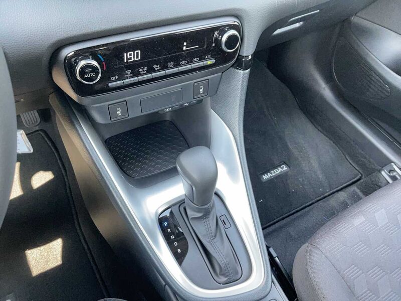 Mazda 2 Hybrid VVT-i 116 PS e-CVT CENTRE-LINE
