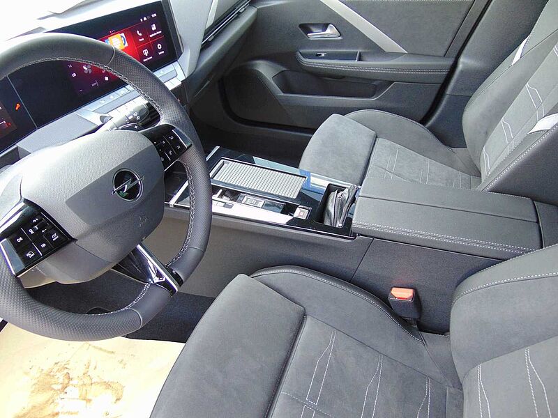 Opel Astra Sports Tourer 1.2 Turbo Hybrid 48 V GS