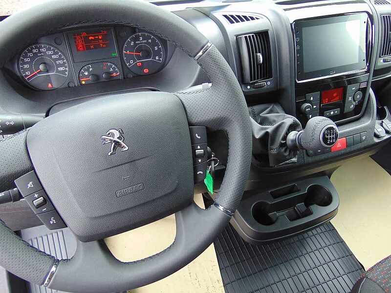 Peugeot Boxer 335 BlueHDi Kastenwagen 335 L3H2 BlueHDi140