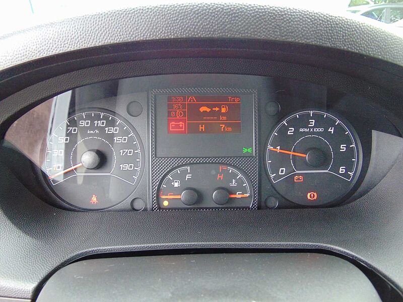 Peugeot Boxer 335 BlueHDi Kastenwagen 335 L3H2 BlueHDi140