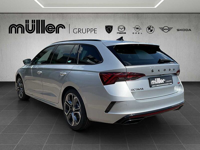 SKODA Octavia Combi RS 2.0 TSI DSG