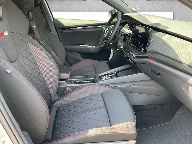 SKODA Octavia Combi RS 2.0 TSI DSG