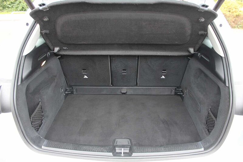 Mercedes-Benz B 180 7G-DCT Progressive
