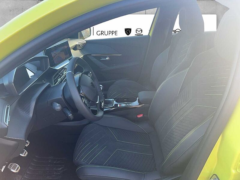 Peugeot 208 PureTech 100 GT