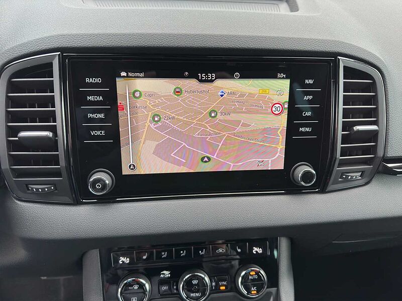 SKODA Karoq Sportline 1.5 TSI DSG