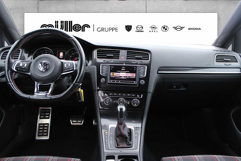 Volkswagen Golf VII GTI Performance DSG