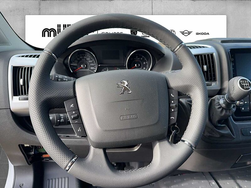 Peugeot Boxer 335 BlueHDi 2.2 140 L3H2