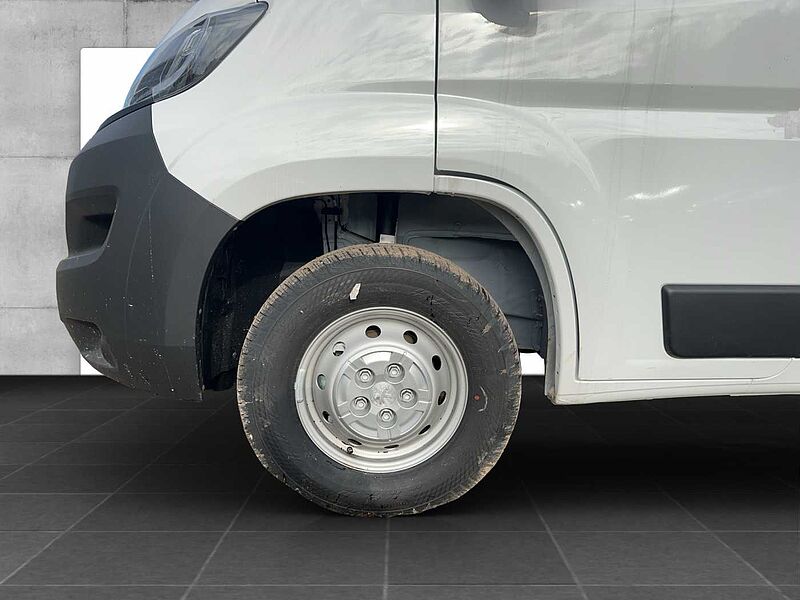 Peugeot Boxer 335 BlueHDi 2.2 140 L3H2