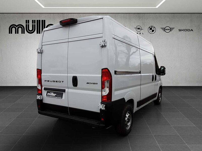 Peugeot Boxer 335 BlueHDi 2.2 140 L2H2