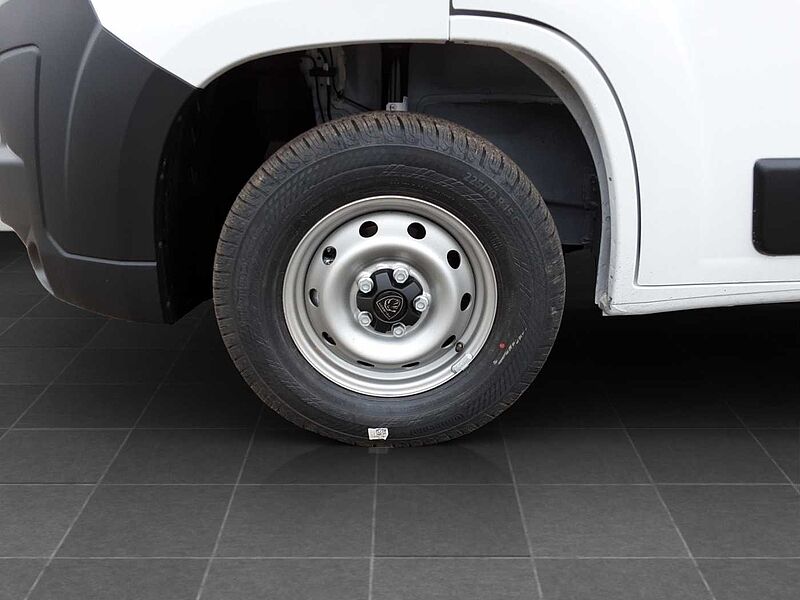 Peugeot Boxer 335 BlueHDi 2.2 140 L2H2