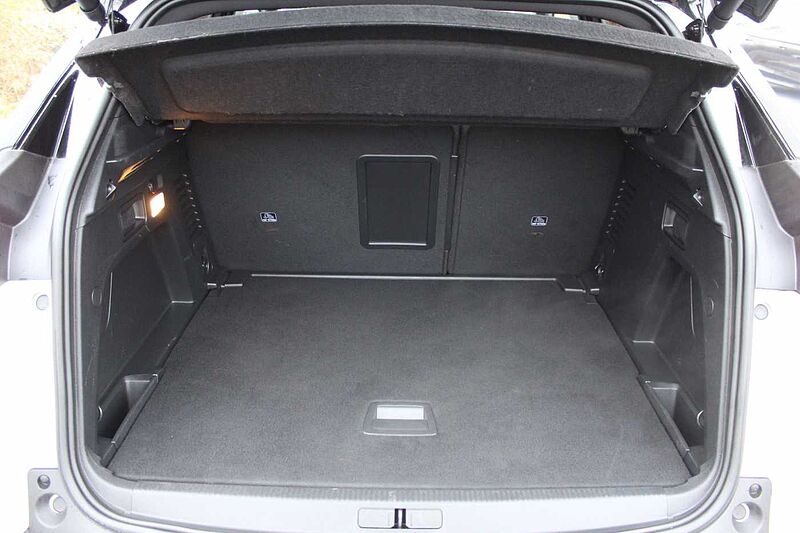 Peugeot 3008 BlueHDi 130 EAT8 GT