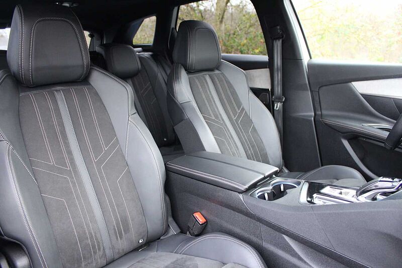 Peugeot 3008 BlueHDi 130 EAT8 GT