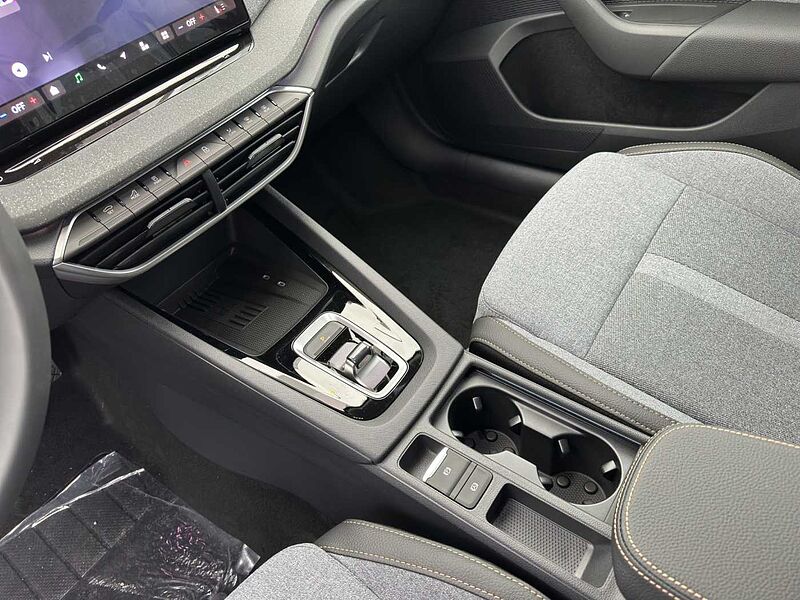 SKODA Octavia Combi Selection 2.0 TDI DSG