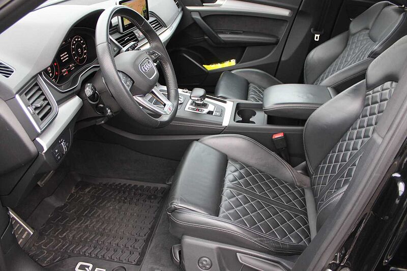 Audi Q5 45 TDI quattro tiptronic sport