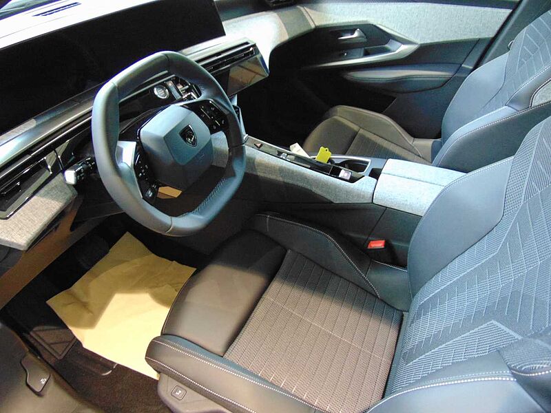 Peugeot 5008 Allure Hybrid 136 e-DSC6