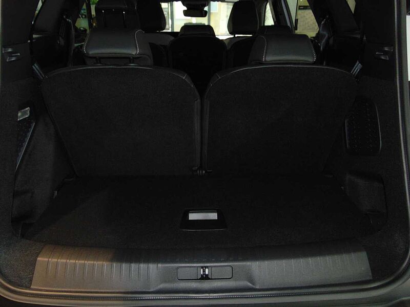 Peugeot 5008 Allure Hybrid 136 e-DSC6
