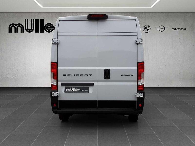 Peugeot Boxer 335 BlueHDi 2.2 140 L2H2