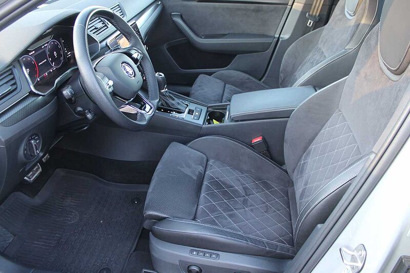 SKODA Superb Combi 2.0 TSI 4x4 DSG Sportline