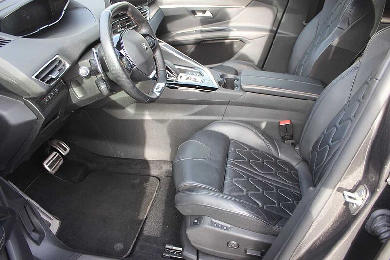 Peugeot 3008 Plug-in Hybrid e-EAT8 GT Pack