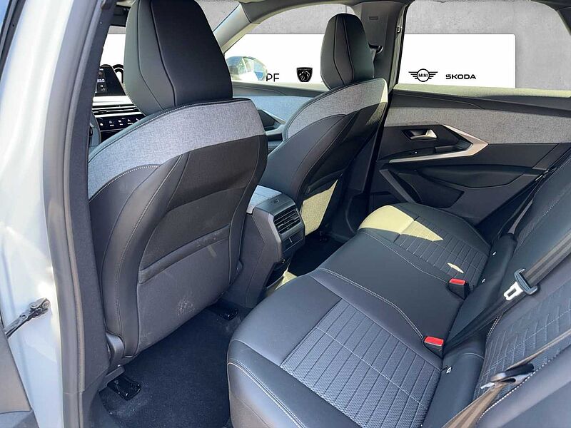 Peugeot 3008 Allure HYBRID 136 e-DSC6