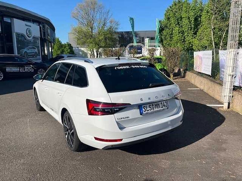 SKODA Superb III Combi Diesel 2.0 TDI DSG Style