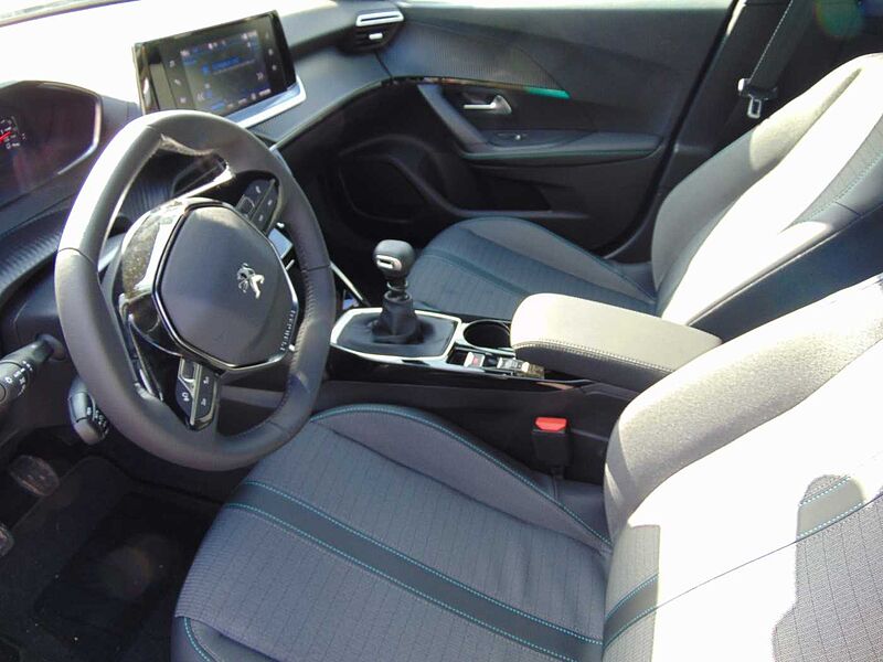 Peugeot 2008 Allure PureTech 100
