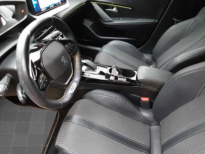 Peugeot 208 Allure GT-Line Elektromotor 136