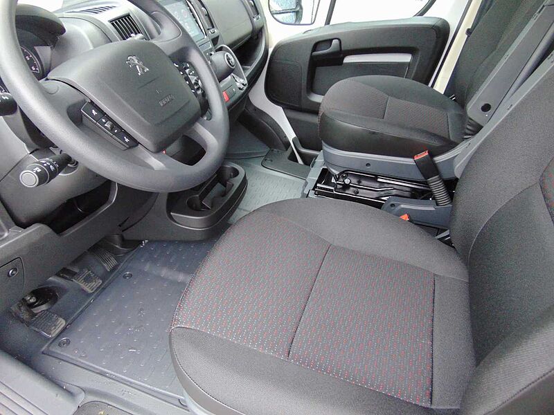 Peugeot Boxer Kastenwagen 335 L3H2 BlueHDi140