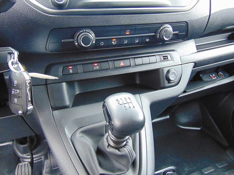 Peugeot Expert BlueHDi 145 S&S 2.0 L1