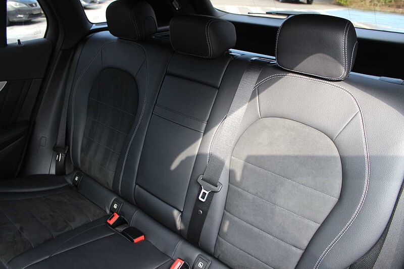 Mercedes-Benz GLC 250 4Matic 9G-TRONIC AMG Line