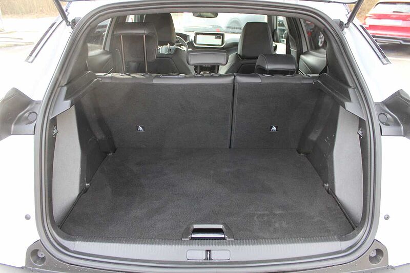 Peugeot 2008 BlueHDi 130 EAT8 GT