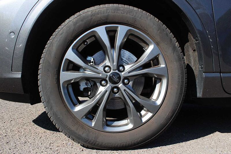 Ford Kuga 2.5 Duratec PHEV ST-LINE