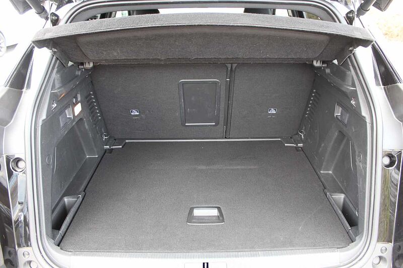 Peugeot 3008 PureTech 130 EAT8 GT