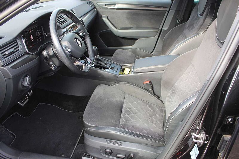 SKODA Superb III Combi Hybrid 1.4 TSI DSG Sportline