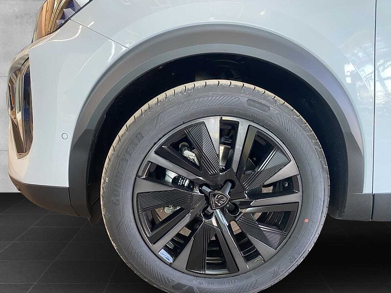 Peugeot 2008 GT Hybrid 136 e-DSC