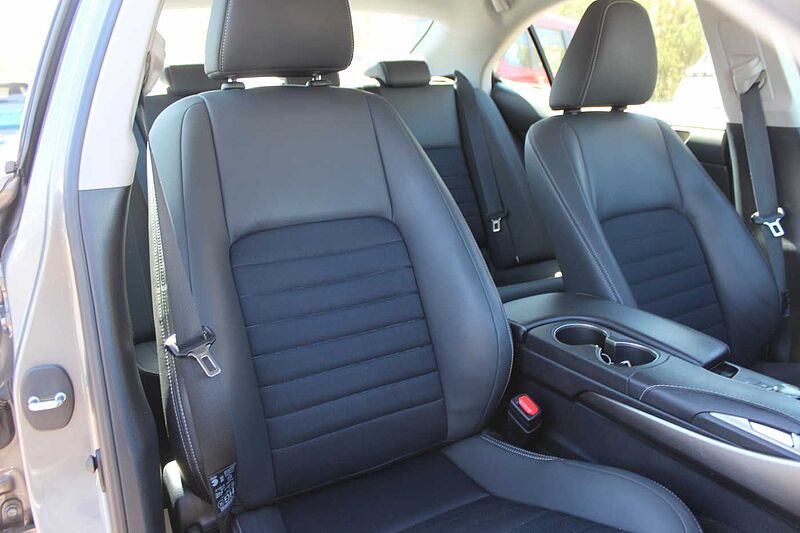 Lexus IS 300h