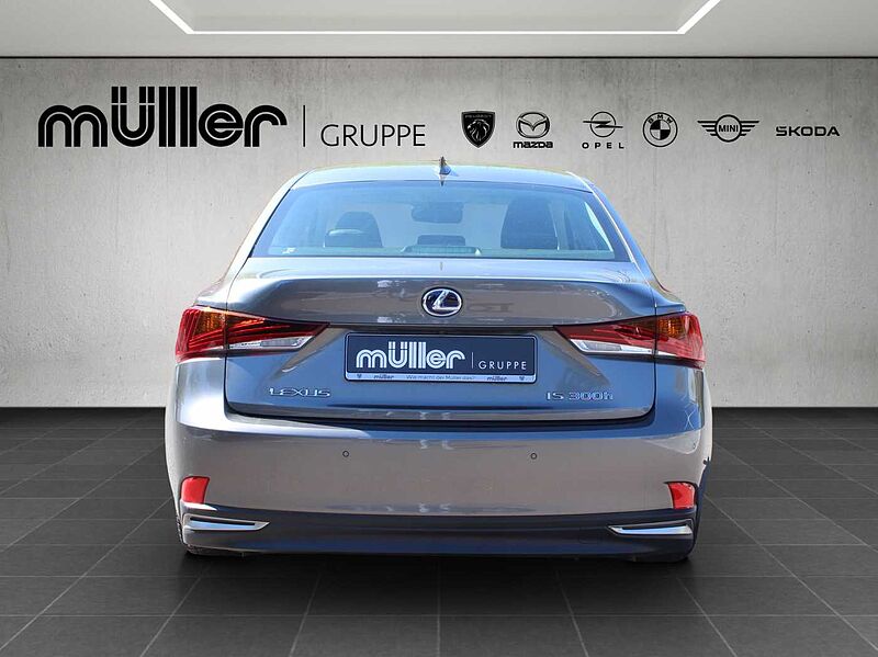 Lexus IS 300h