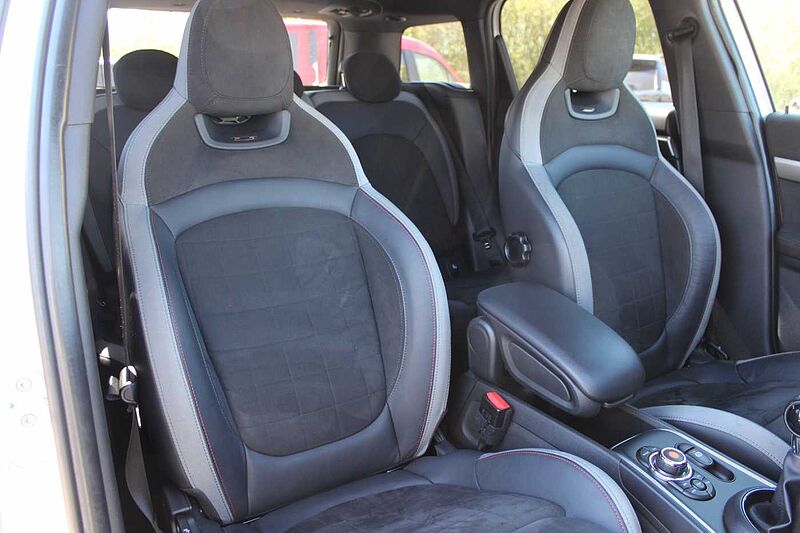 MINI Cooper D Countryman
