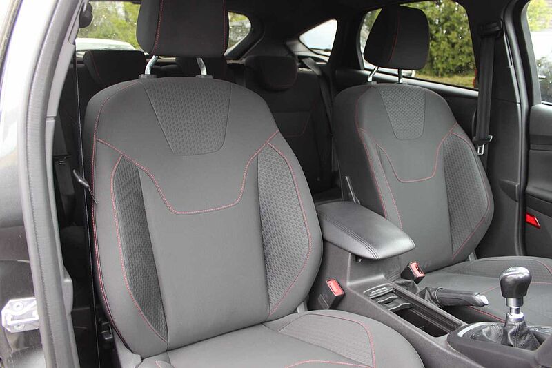Ford Focus 1.0 EcoBoost ST-Line