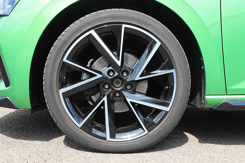 SKODA Scala 1.5 TSI DSG Monte Carlo