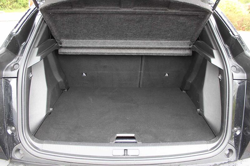 Peugeot 2008 PureTech 130 EAT8 Allure inkl. GT-Line