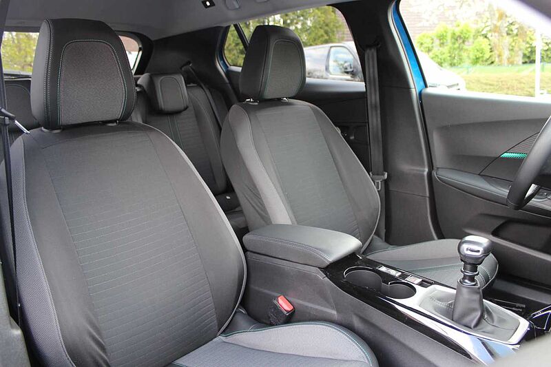 Peugeot 2008 PureTech 100 Allure Pack